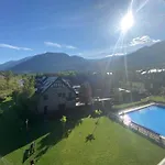 Familiar En Benasque Lägenhet *