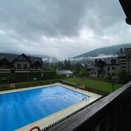 Familiar En Benasque إريسته