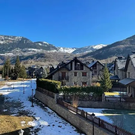 Familiar En Benasque إريسته