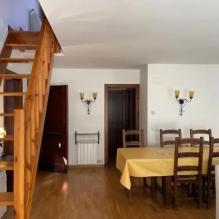Familiar En Benasque Apartamento