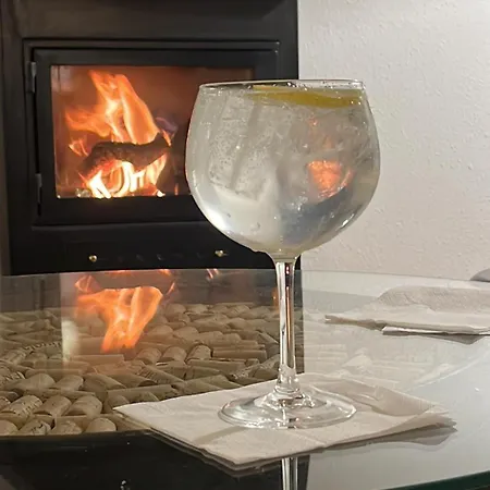 Familiar En Benasque Apartamento *